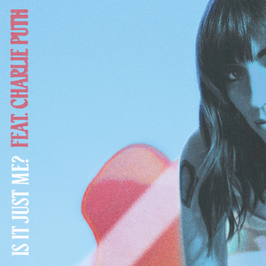 帆布鞋碾精用脚磨男生的要害故事
