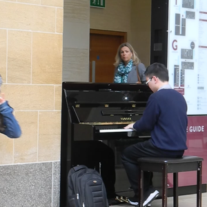 国产精品18久久久久网站
